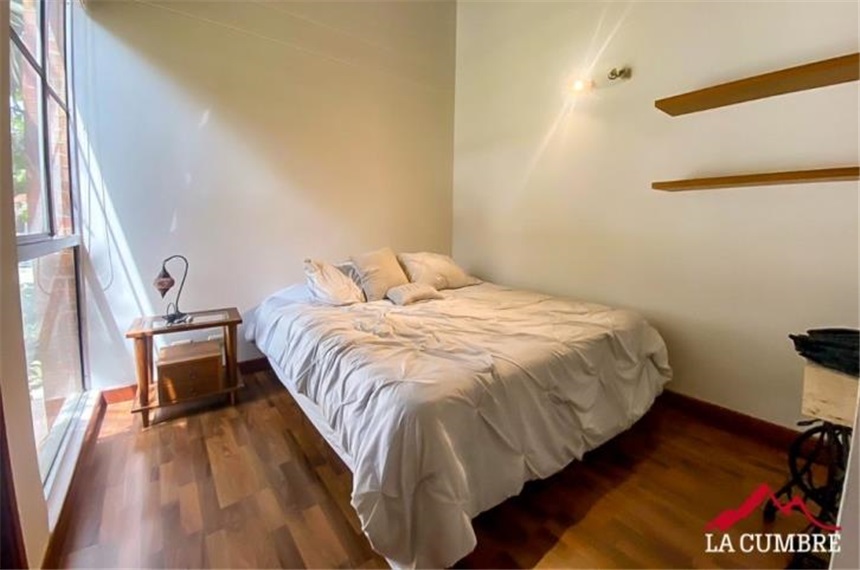 Casa de 3 alcobas en arriendo en Media Luna, Medellín, 211 m² · foto 13 de 21