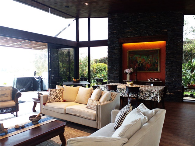 Casa de 3 alcobas en venta en Las Palmas, Medellín, 450 m² · foto 2 de 20