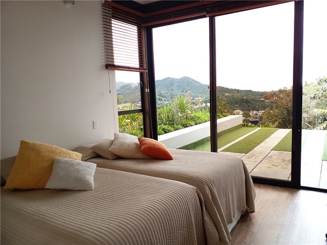Casa de 3 alcobas en venta en Las Palmas, Medellín, 450 m² · foto 12 de 20