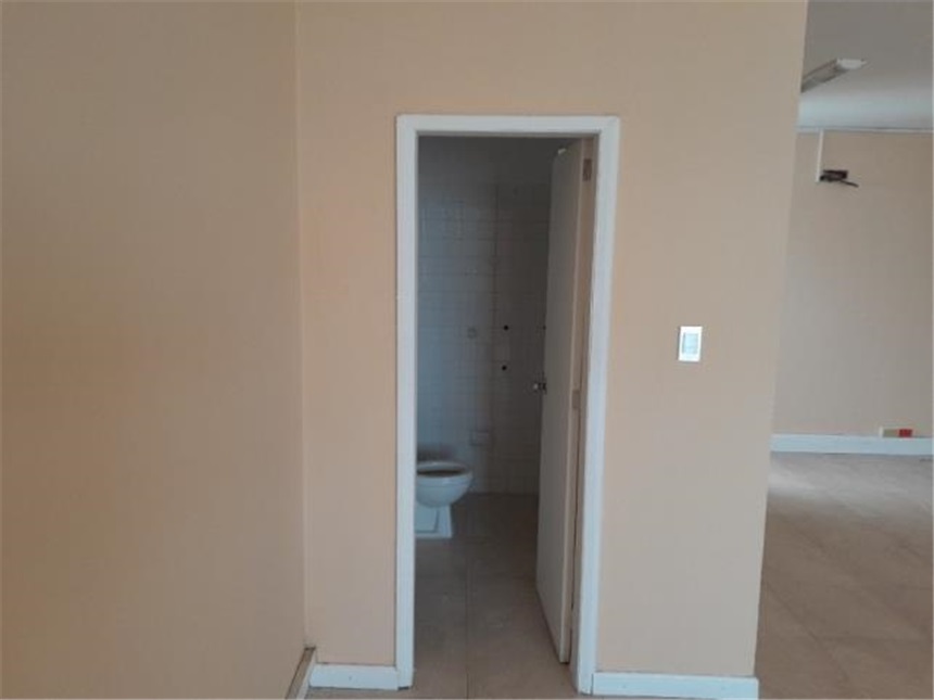 Oficina en arriendo en Centro, Barranquilla, 76 m² · foto 2 de 3