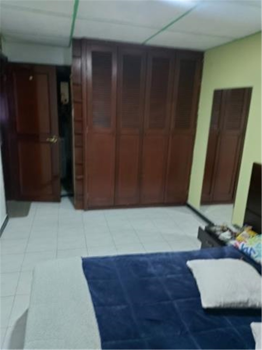 Casa de 5 alcobas en venta en San Bernardo, Bogotá, 206 m² · foto 15 de 23