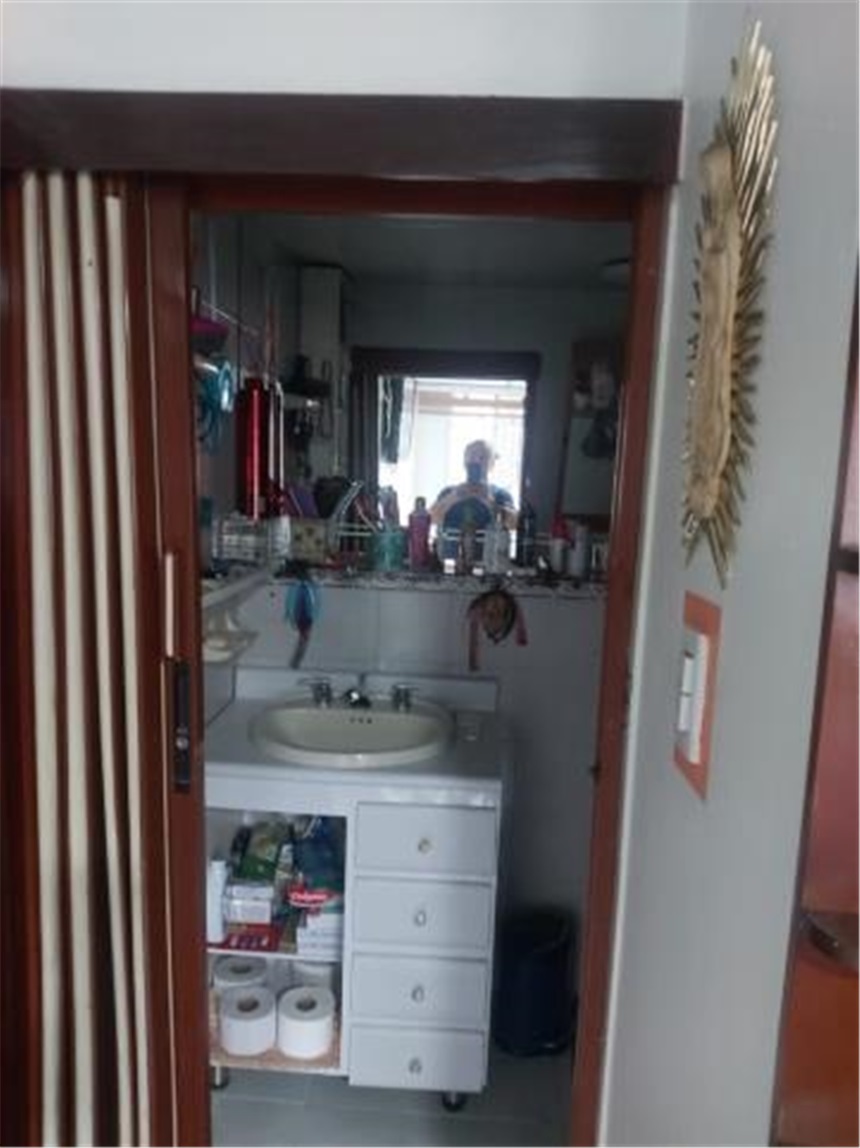 Casa de 5 alcobas en venta en San Bernardo, Bogotá, 206 m² · foto 19 de 23