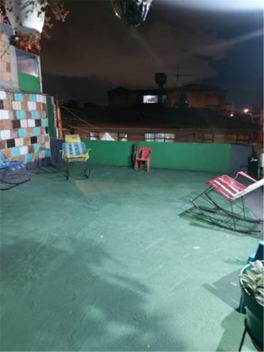 Casa de 5 alcobas en venta en San Bernardo, Bogotá, 206 m² · foto 23 de 23