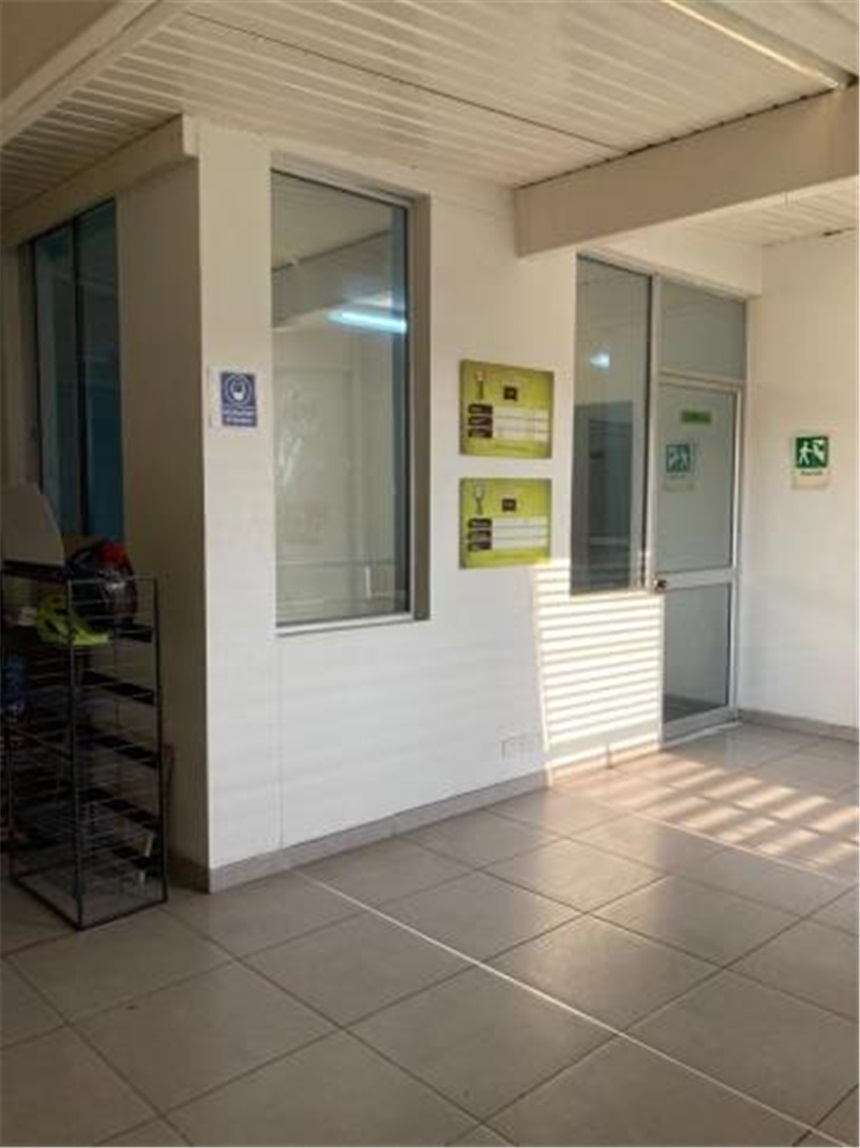 Bodega en venta en Quinta Bosch, Cúcuta, 388 m² · foto 13 de 20