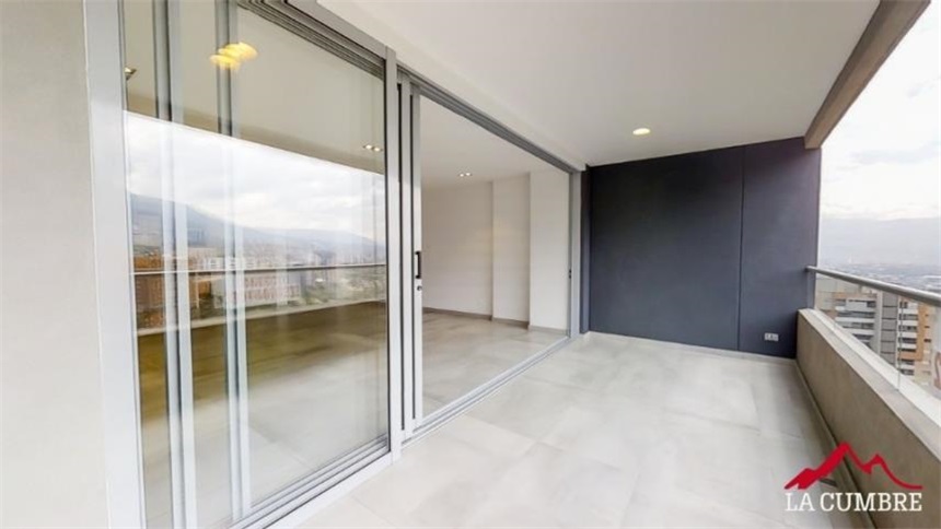 Apartamento de 3 alcobas en arriendo en Loma De Las Brujas, Envigado, 170 m² · foto 2 de 18