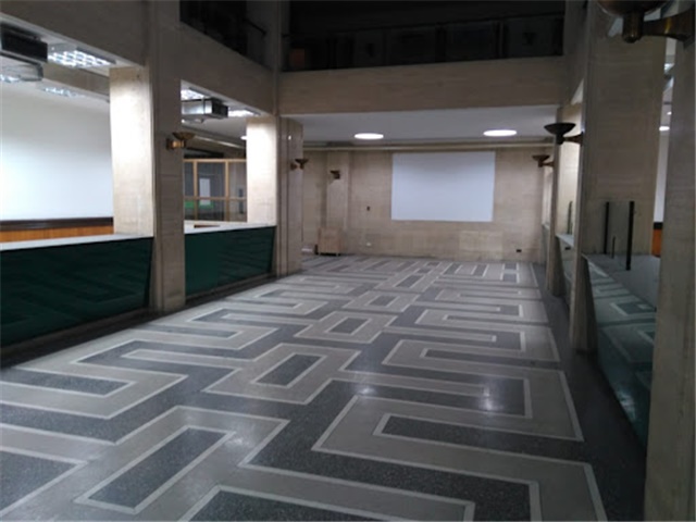 Local en arriendo en La Candelaria, Medellín, 456 m² · foto 8 de 12