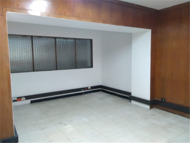 Oficina en arriendo en La Candelaria, Medellín, 674 m² · foto 11 de 17