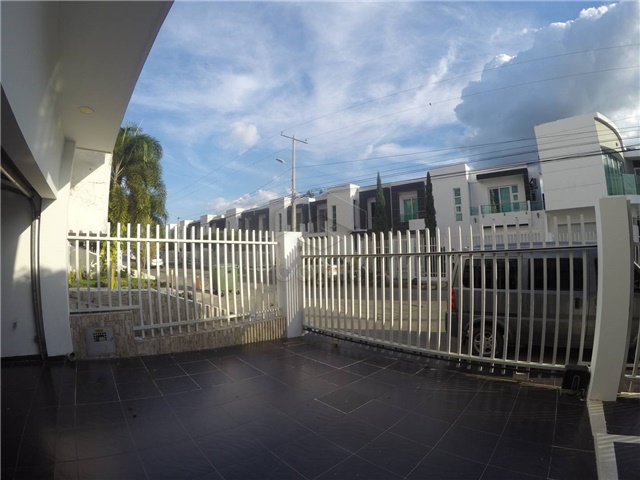 Casa en venta en La Castellana, Montería · foto 2 de 24
