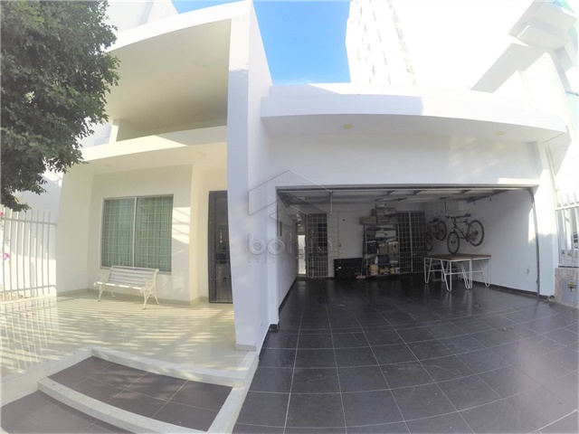 Casa en venta en La Castellana, Montería · foto 3 de 24