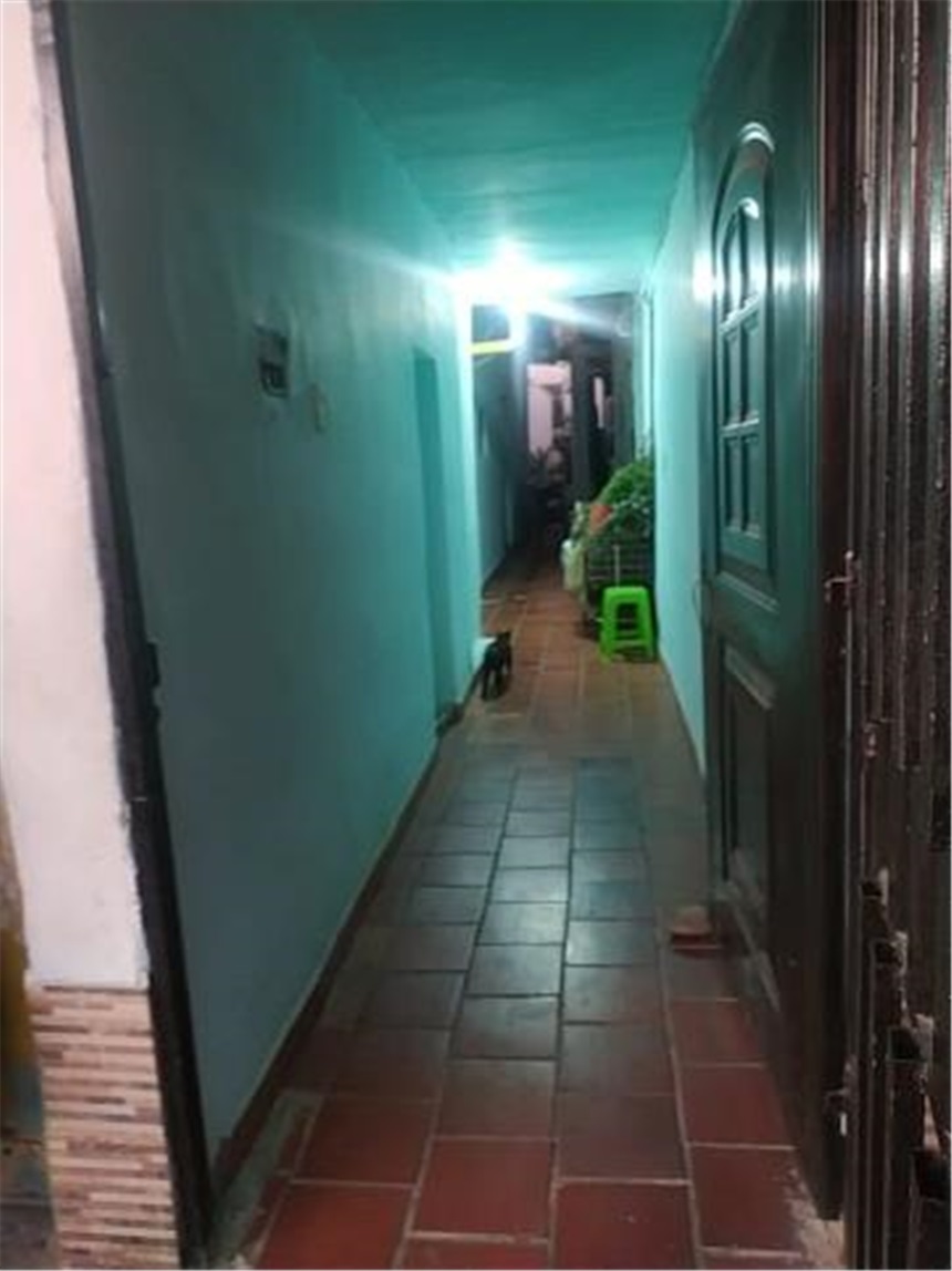 Casa de 8 alcobas en venta en Gaitan, Bucaramanga, 218 m² · foto 2 de 7