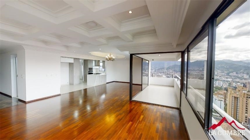 Apartamento de 3 alcobas en arriendo en Los Balsos, Medellín, 170 m² · foto 2 de 22