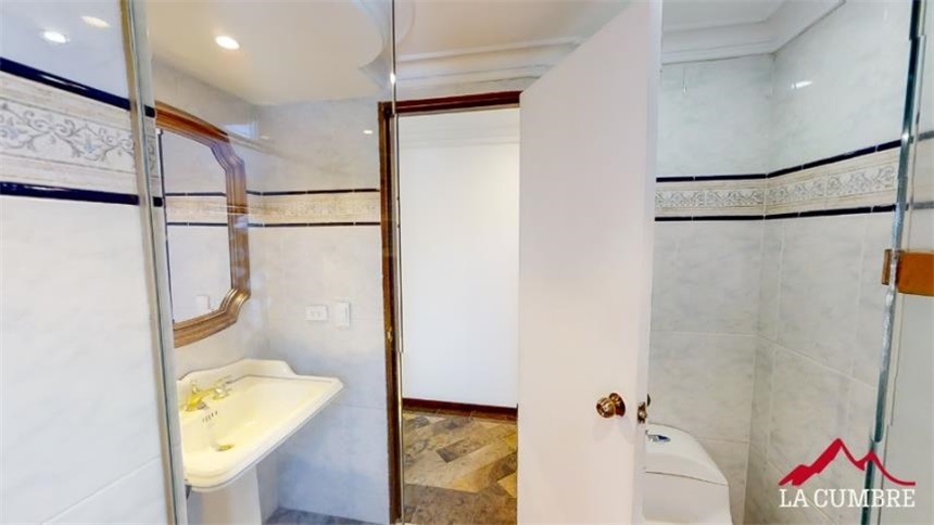 Apartamento de 3 alcobas en arriendo en Los Balsos, Medellín, 170 m² · foto 11 de 22