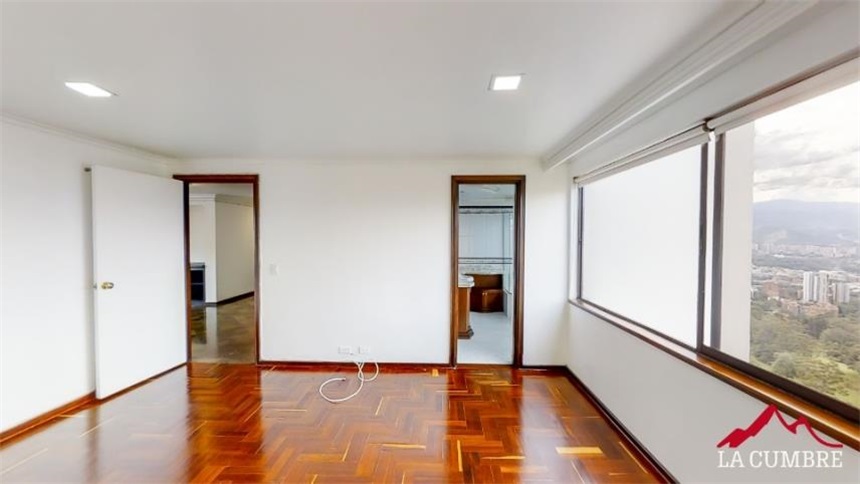 Apartamento de 3 alcobas en arriendo en Los Balsos, Medellín, 170 m² · foto 21 de 22