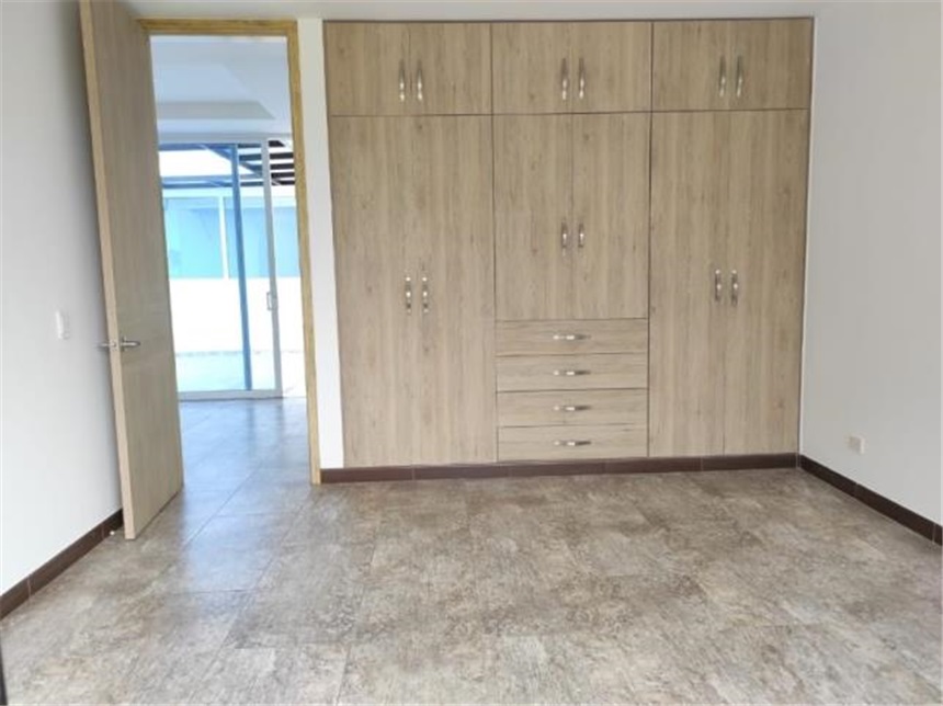Casa de 5 alcobas en venta en Alfaguara, Jamundí, 354 m² · foto 14 de 20