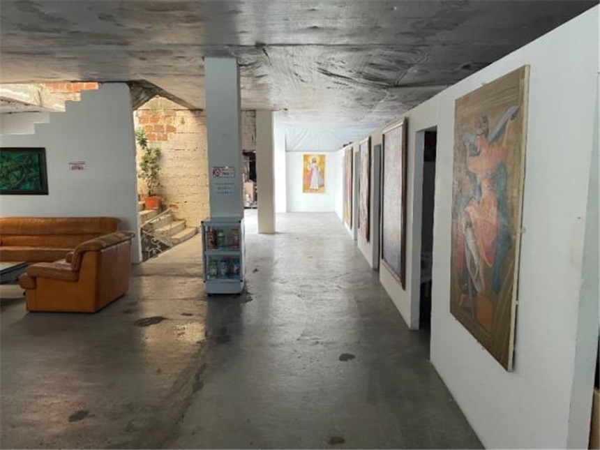 Edificio en Venta - Όψη 3