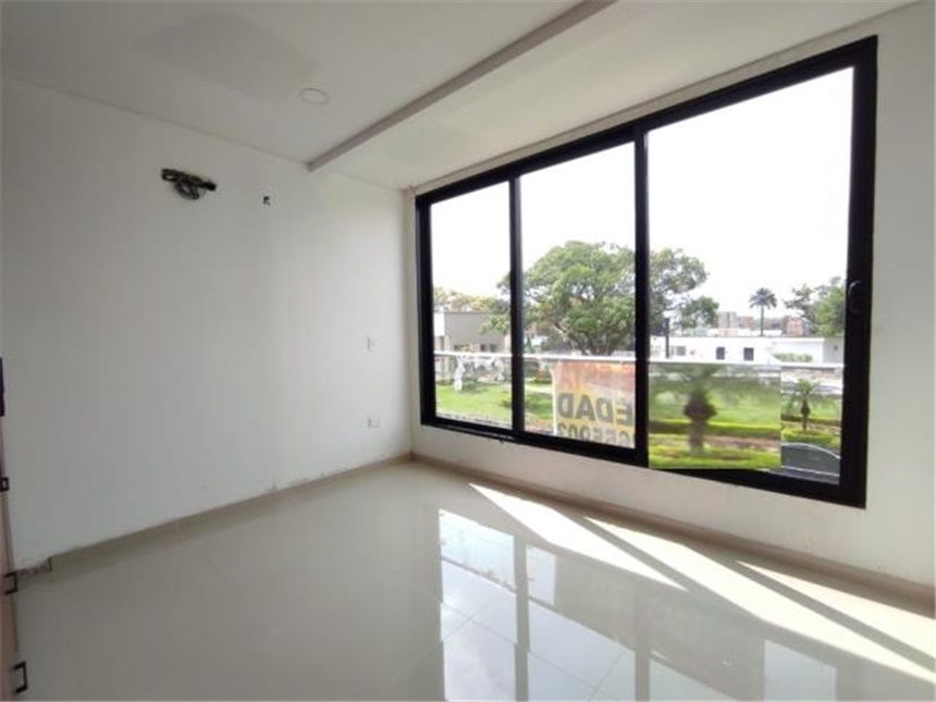 Casa de 5 alcobas en venta en Alfaguara, Jamundí, 291 m² · foto 2 de 22