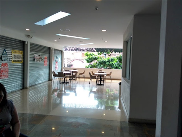 Local en arriendo en La Candelaria, Medellín, 7 m² · foto 2 de 7