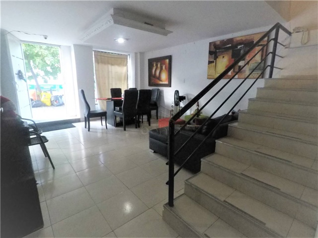 Casa en venta en Centro, Montería, 236 m² · foto 5 de 24