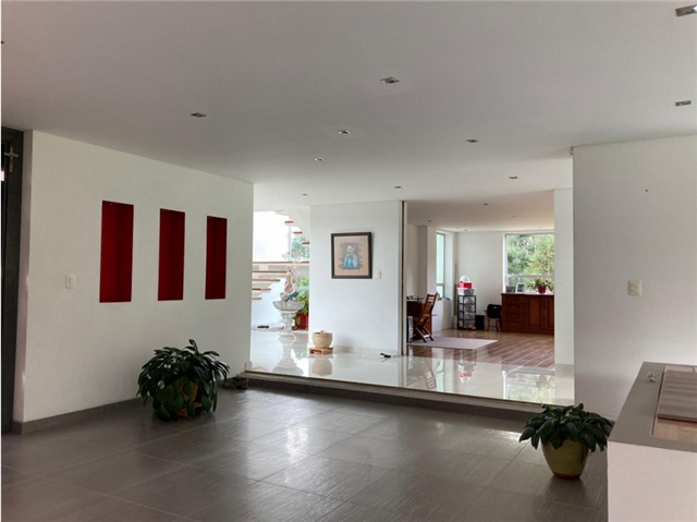 Casa en Venta - More