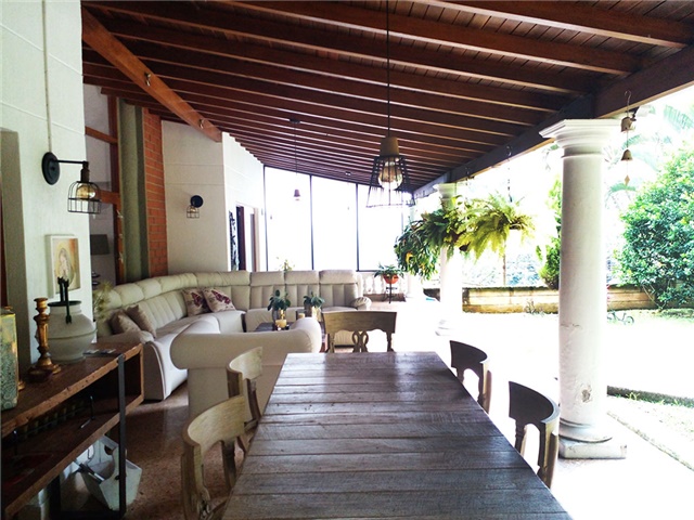 Casa de 5 alcobas en venta en La Calera, Medellín, 400 m² · foto 14 de 18