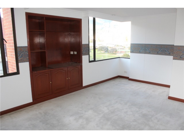 Piso – Bogotá, UPZ Usaquén, Localidad Usaquén - Más
