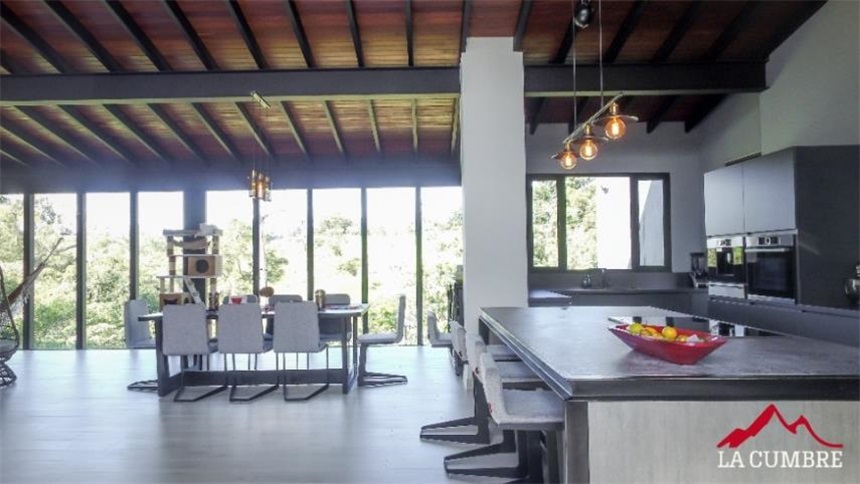 Casa de 5 alcobas en venta en Las Palmas, Envigado, 600 m² · foto 4 de 8