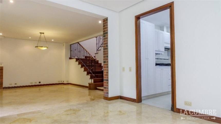Casa en arriendo en El Poblado, Medellín · foto 6 de 15