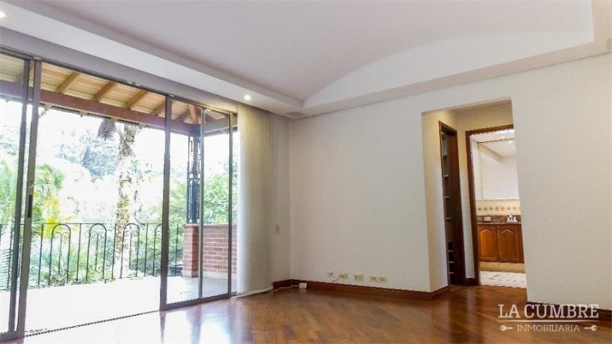Casa en arriendo en El Poblado, Medellín · foto 13 de 15