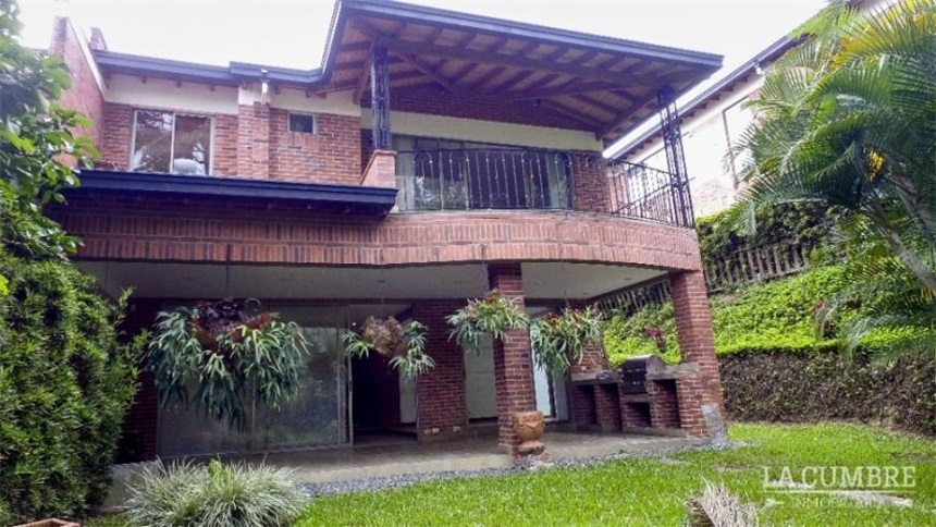 Casa en arriendo en El Poblado, Medellín · foto 5 de 15