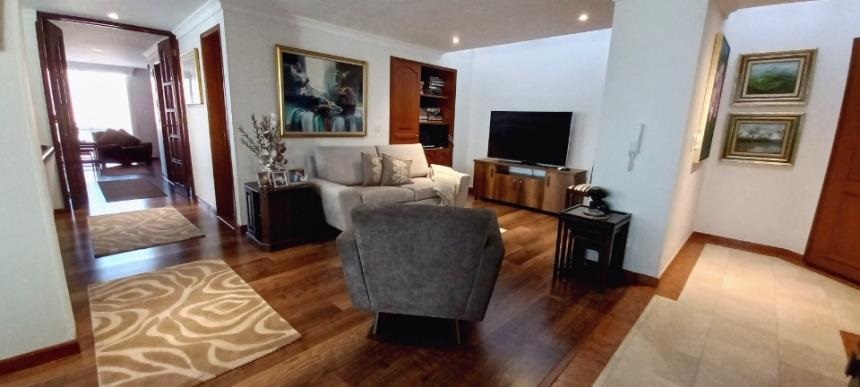 Apartamento en venta en Santa Barbara, Bogotá · foto 4 de 22