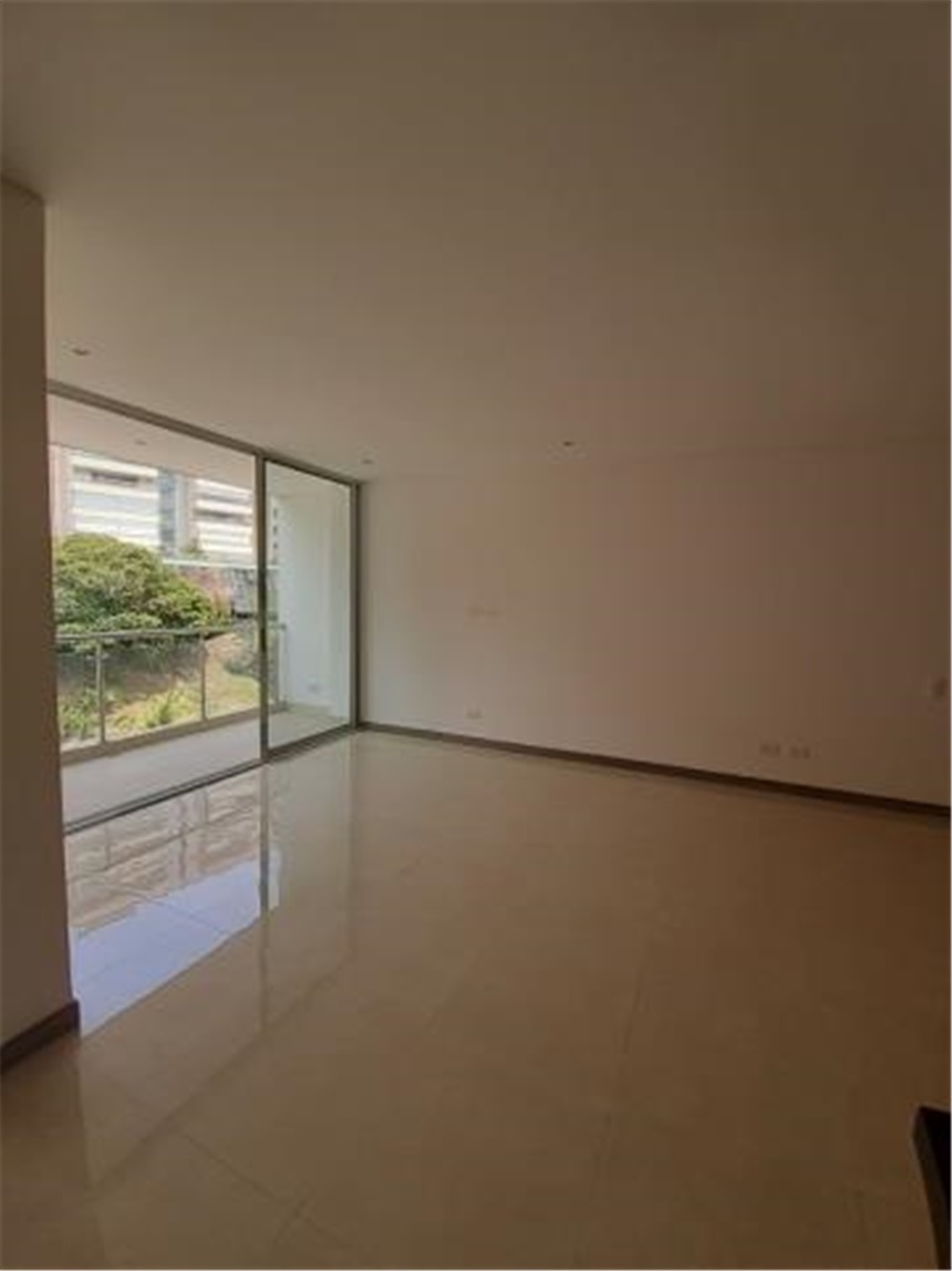 Apartamento de 3 alcobas en venta en Santa Teresita, Cali, 119 m² · foto 5 de 17