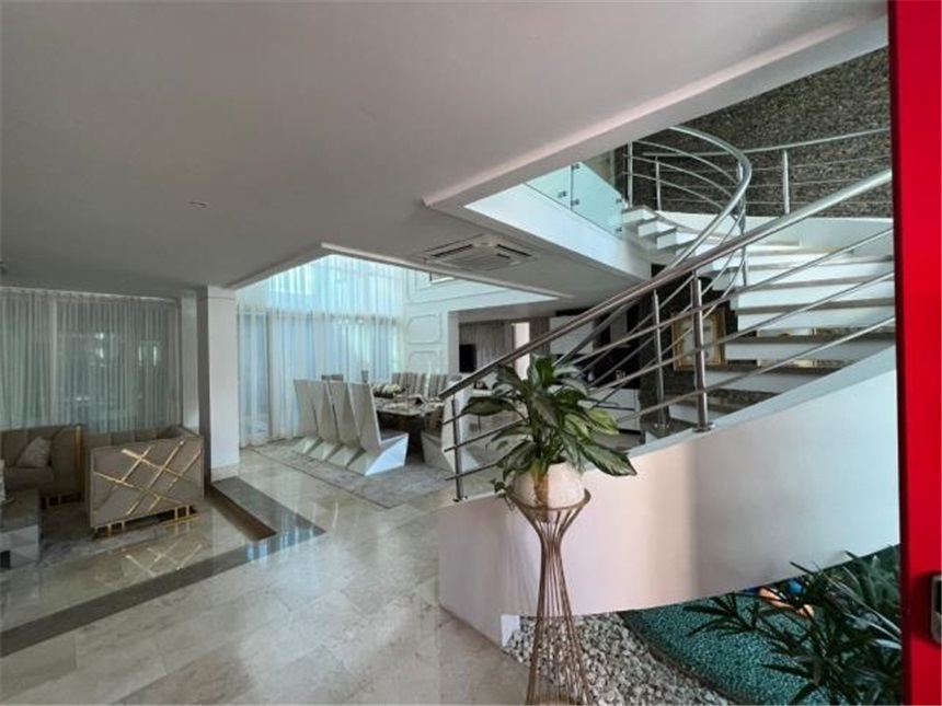 Casa de 5 alcobas en venta en Villa Campestre, Barranquilla, 400 m² · foto 5 de 19