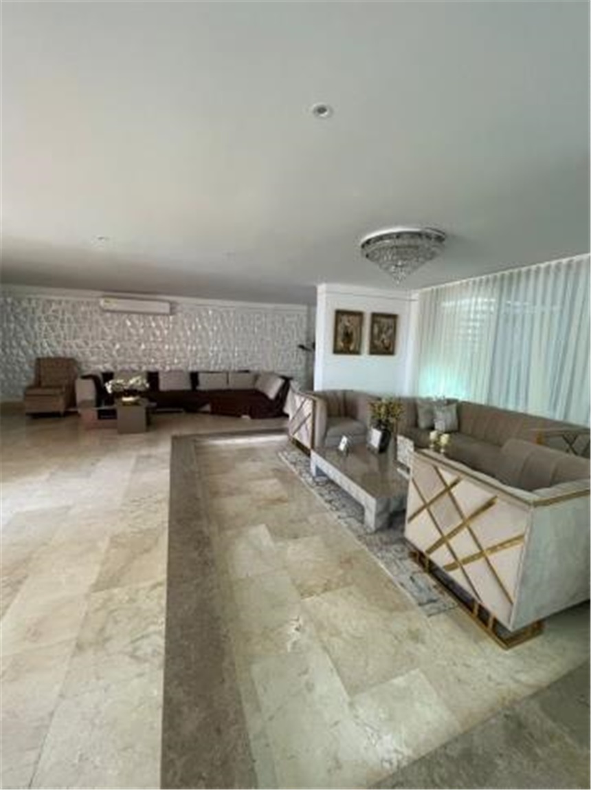 Casa de 5 alcobas en venta en Villa Campestre, Barranquilla, 400 m² · foto 2 de 19