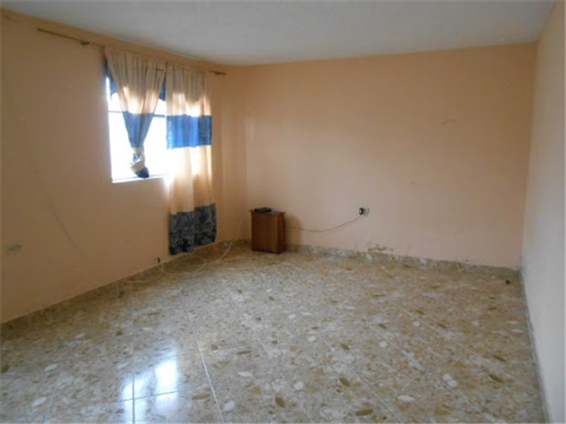 Casa de 6 alcobas en venta en Diamante Oriental, Madrid, 123 m² · foto 5 de 17