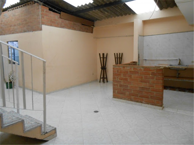 Casa de 6 alcobas en venta en Diamante Oriental, Madrid, 123 m² · foto 17 de 17