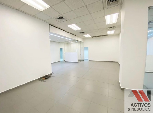 Local en Arriendo - Vista 5