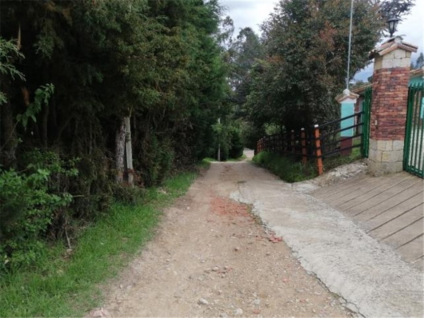 Lote en venta en Altos De Yerbabuena, Chía, 3132 m² · foto 5 de 24