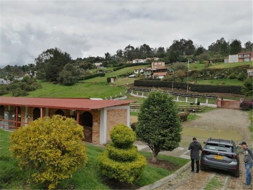 Lote en venta en Altos De Yerbabuena, Chía, 3132 m² · foto 7 de 24