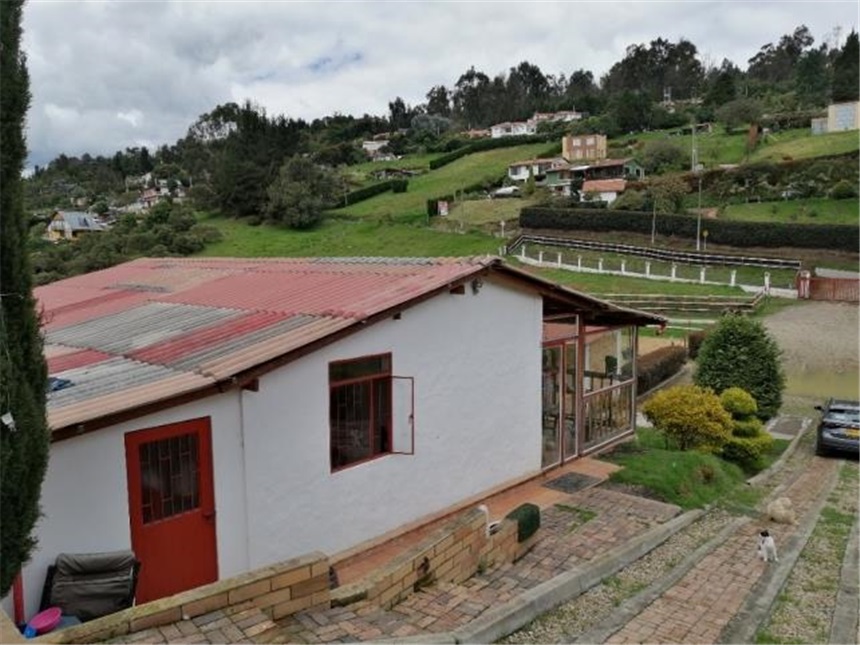 Lote en venta en Altos De Yerbabuena, Chía, 3132 m² · foto 10 de 24