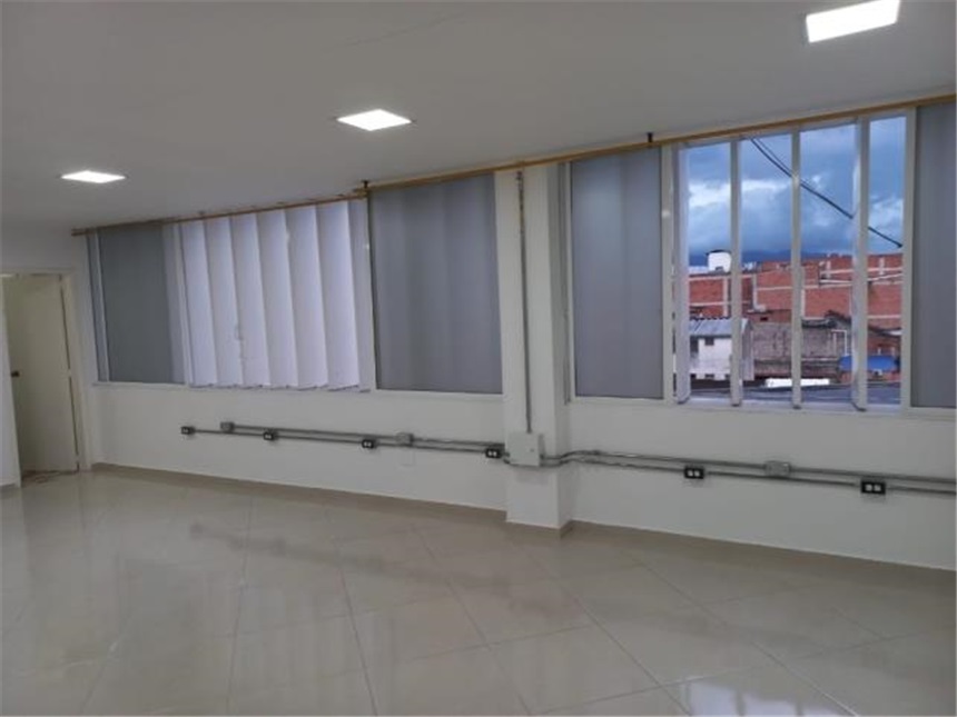 Oficina en Arriendo - Vista 5