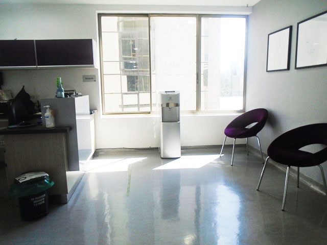 Oficina en venta en Santa Maria De Los Angeles, Medellín, 50 m² · foto 2 de 12