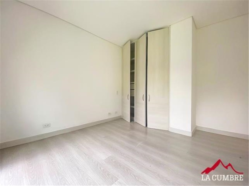 Apartamento de 3 alcobas en arriendo en Manila, Medellín, 192 m² · foto 20 de 24
