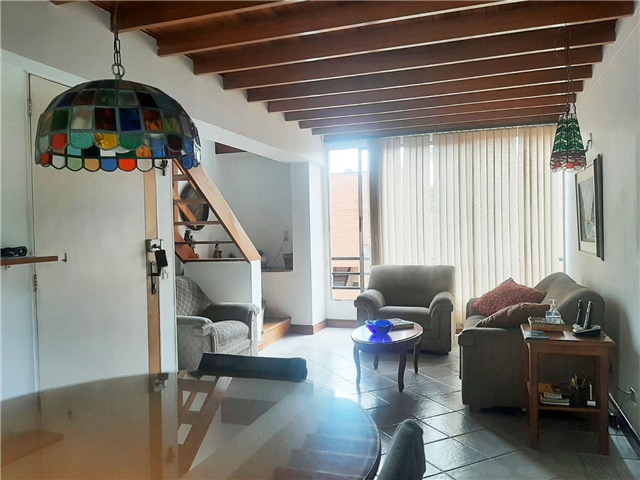 Apartamento en venta en Loma Del Escobero, Envigado · foto 4 de 17
