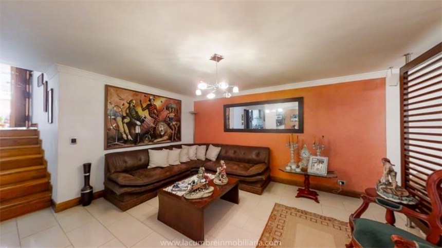 Casa de 4 alcobas en venta en Loma Del Escobero, Envigado, 264 m² · foto 3 de 19