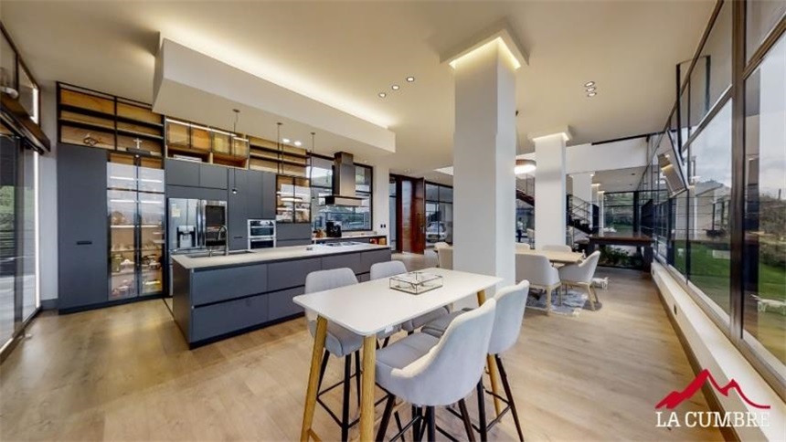 Casa de 4 alcobas en venta en Las Palmas, Envigado, 633 m² · foto 11 de 24