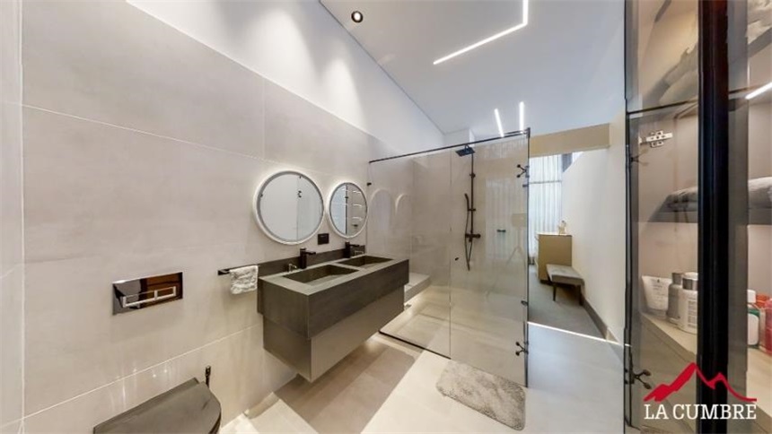 Casa de 4 alcobas en venta en Las Palmas, Envigado, 633 m² · foto 23 de 24