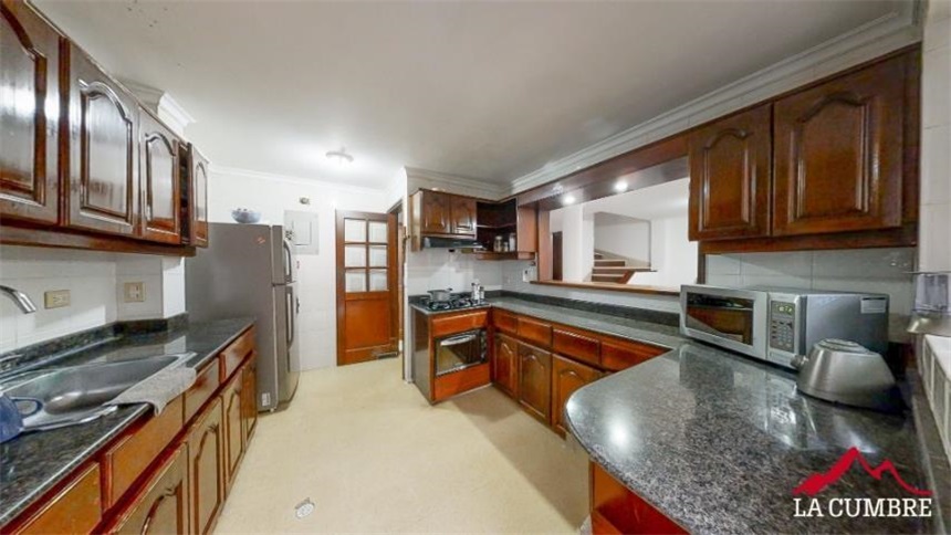 Casa de 5 alcobas en venta en Alto De Misael, Envigado, 187 m² · foto 5 de 19