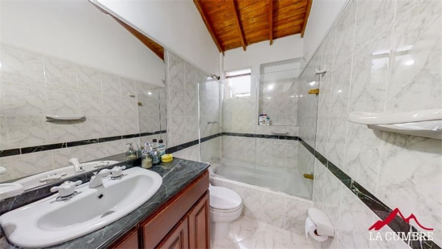 Casa de 5 alcobas en venta en Alto De Misael, Envigado, 187 m² · foto 13 de 19