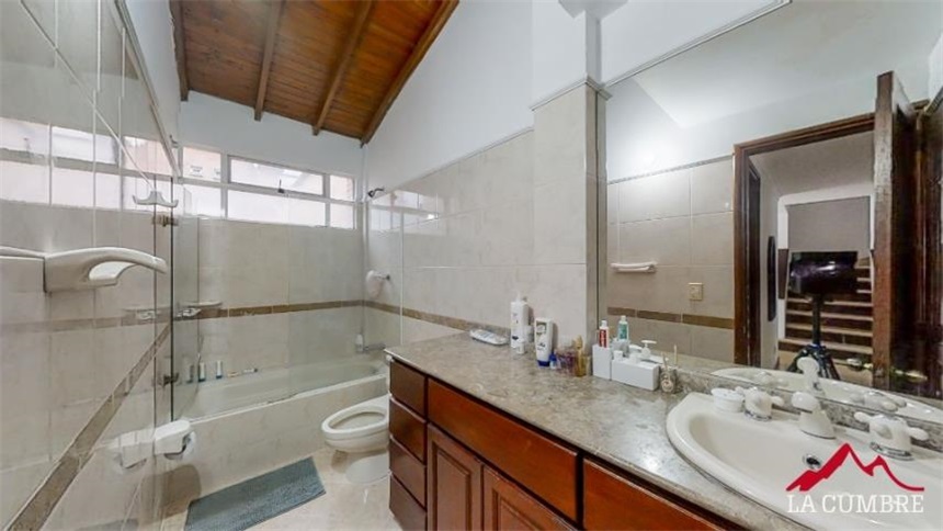 Casa de 5 alcobas en venta en Alto De Misael, Envigado, 187 m² · foto 14 de 19
