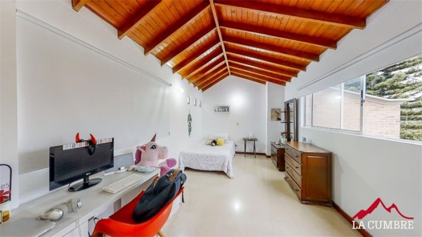 Casa de 5 alcobas en venta en Alto De Misael, Envigado, 187 m² · foto 16 de 19
